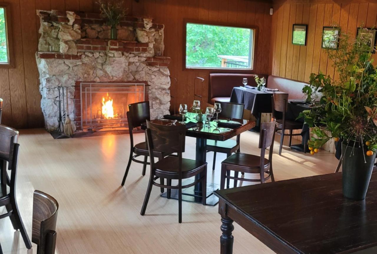 Hotel Dawn Ranch Guerneville Exterior foto